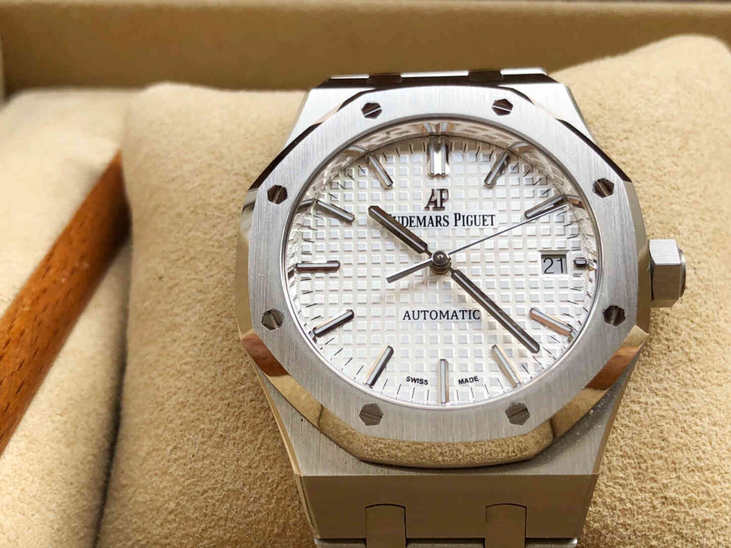 Audermar Piguet Royal Oak 15450st Silver Dial
