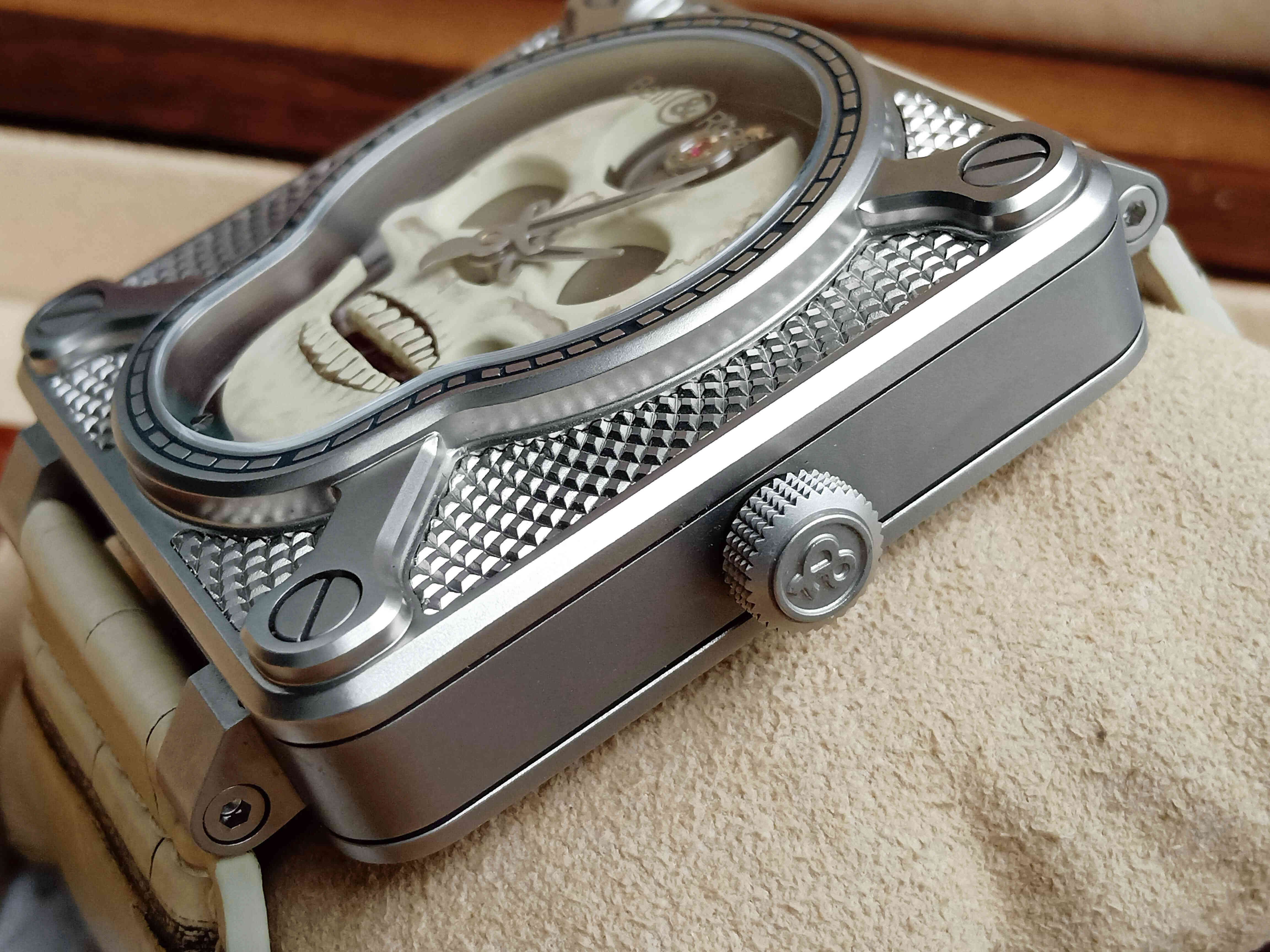 Bell & Ross BR 01 Laughing Skull White