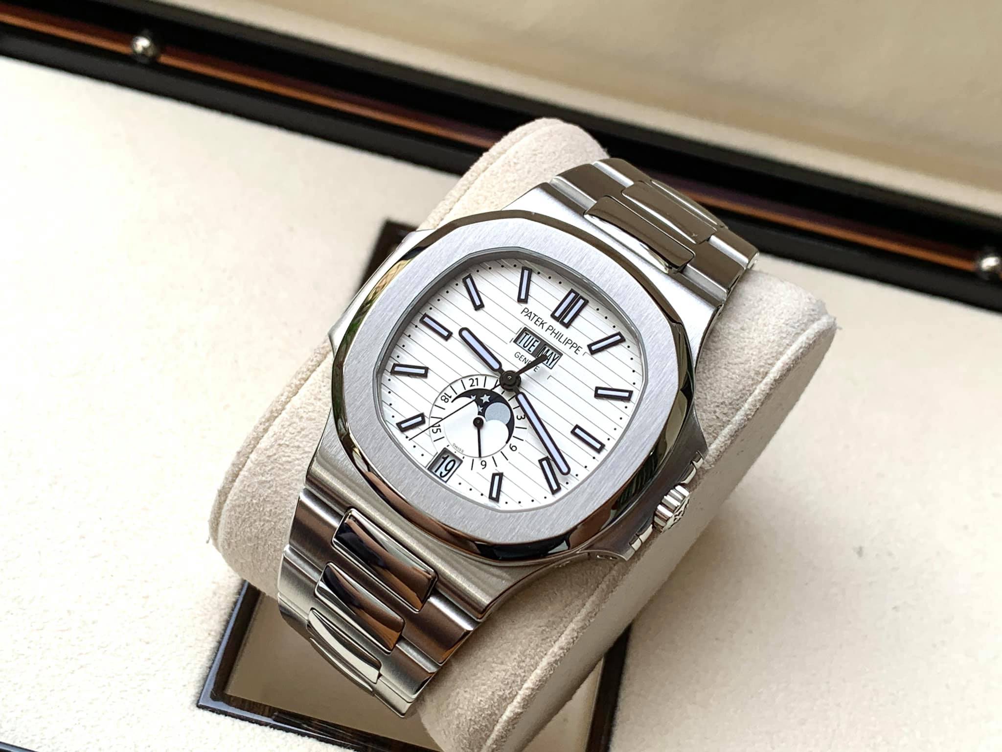 Patek Philippe Nautilus 5726/1A White Dial