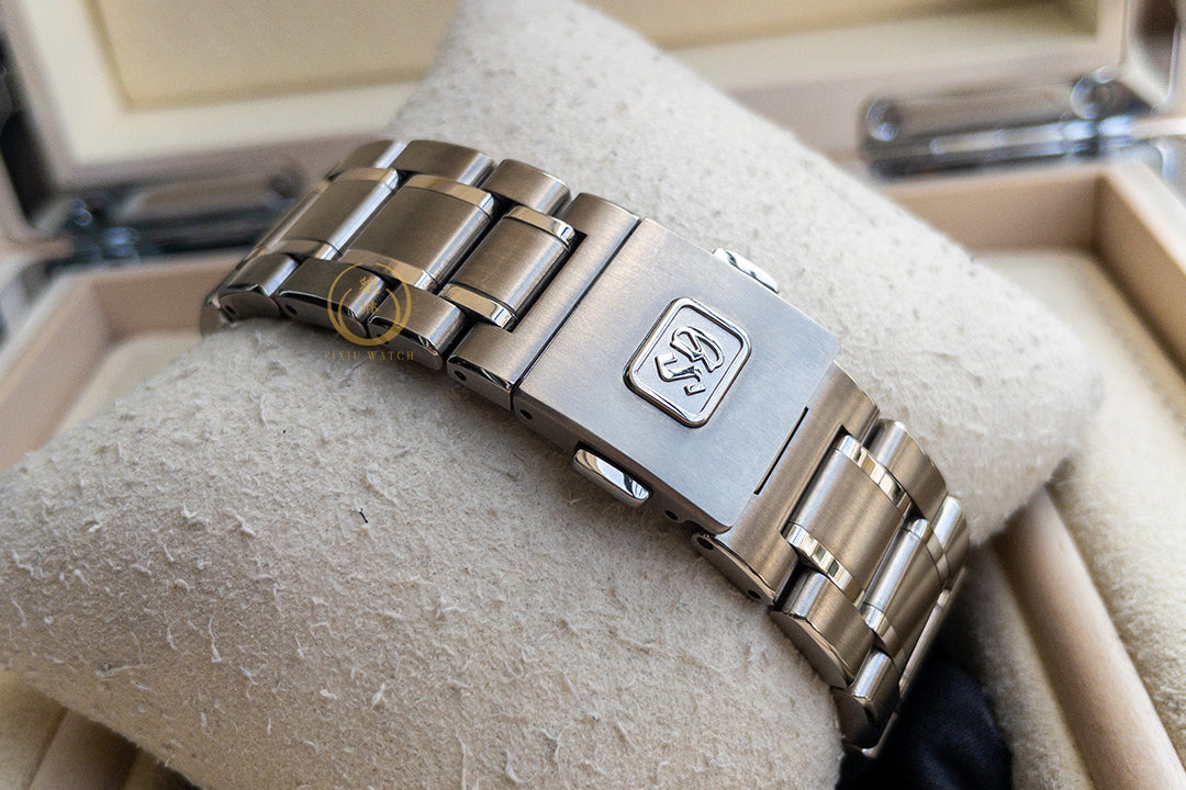 Grand Seiko Heritage Titanium Snowflake Dial