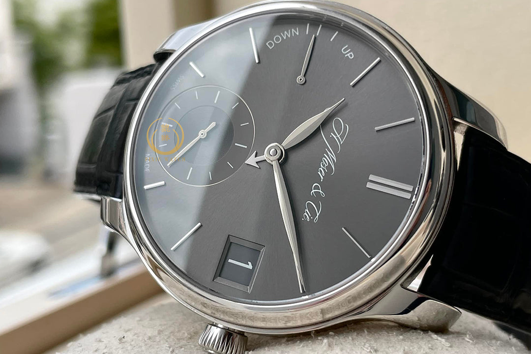 H. MOSER & CIE Endeavor Perpetual Calendar Platinum