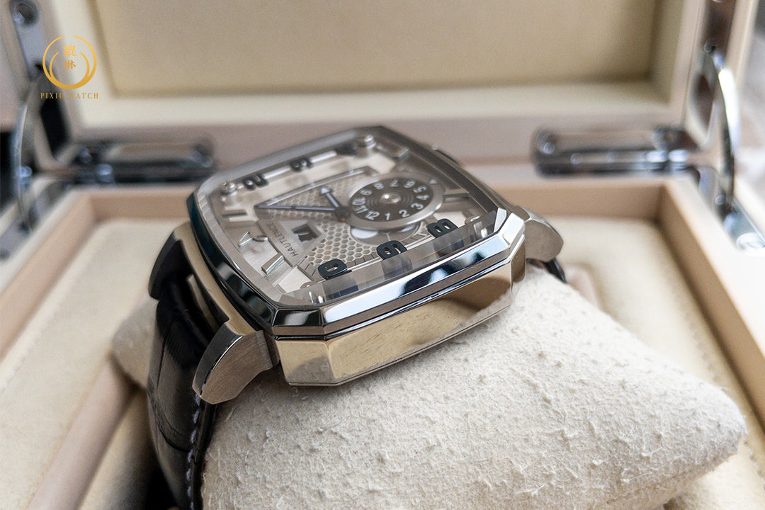 Hautlence Destination 02