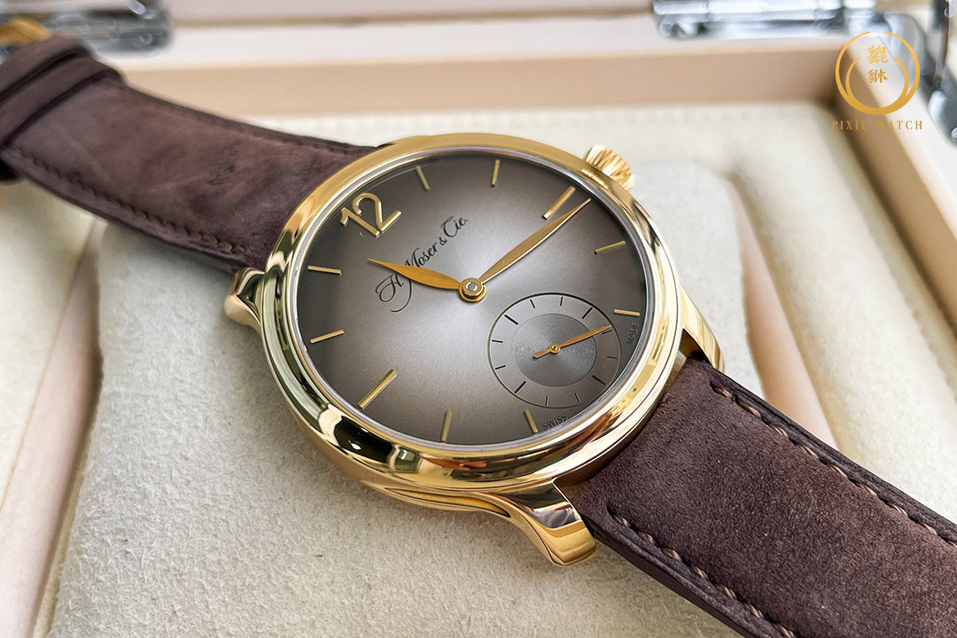 “ของใหม่” H. Moser & Cie. Endeavour Small Seconds