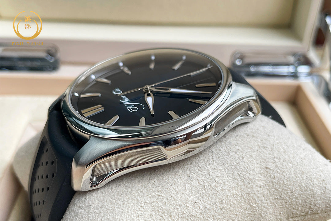 H. Moser & Cie. Pioneer Centre Seconds Midnight Blue Fume