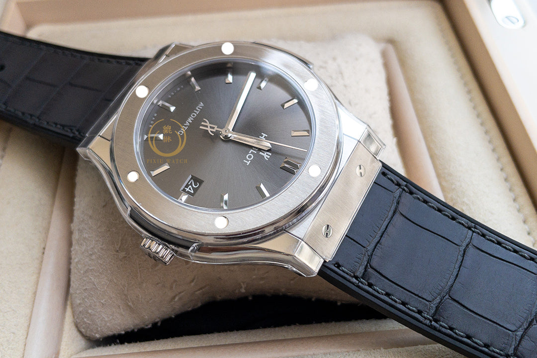 “ของใหม่” Hublot Classic Fusion Racing Grey Titanium