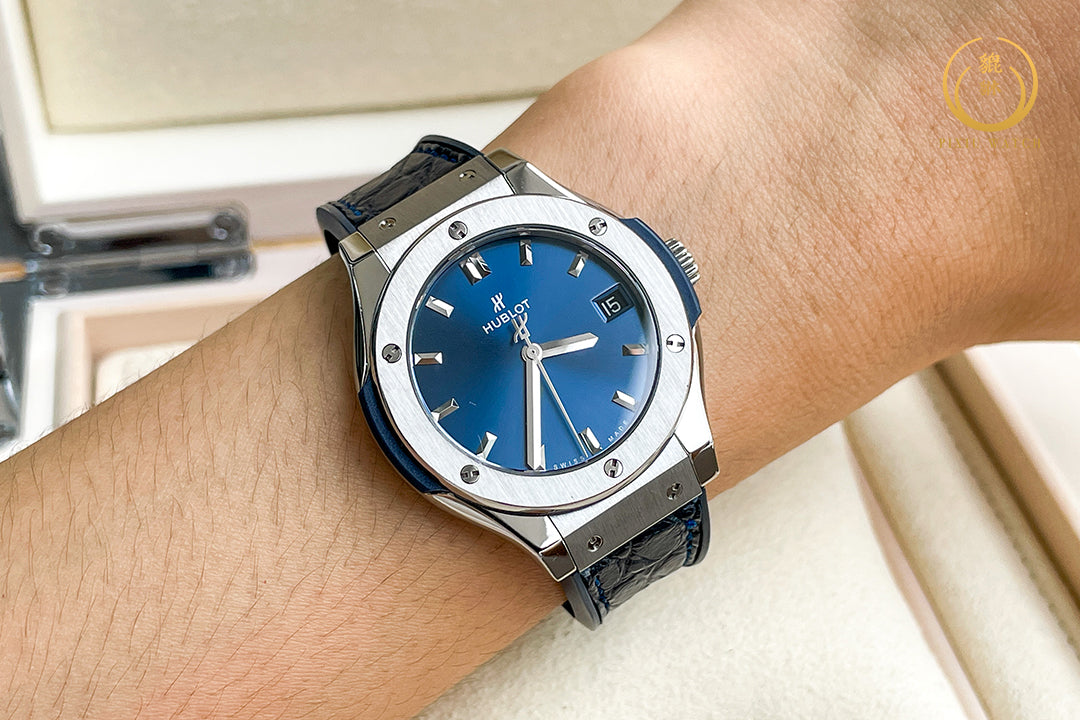 Hublot Classic Fusion Titanium Blue