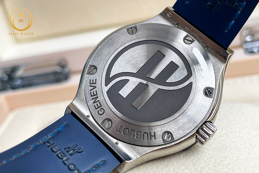 Hublot Classic Fusion Titanium Blue