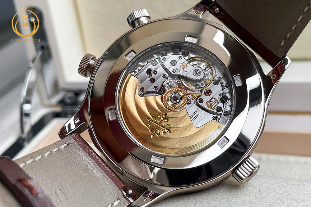 Patek Philippe Calatrava Pilot Travel Time 5524G-001