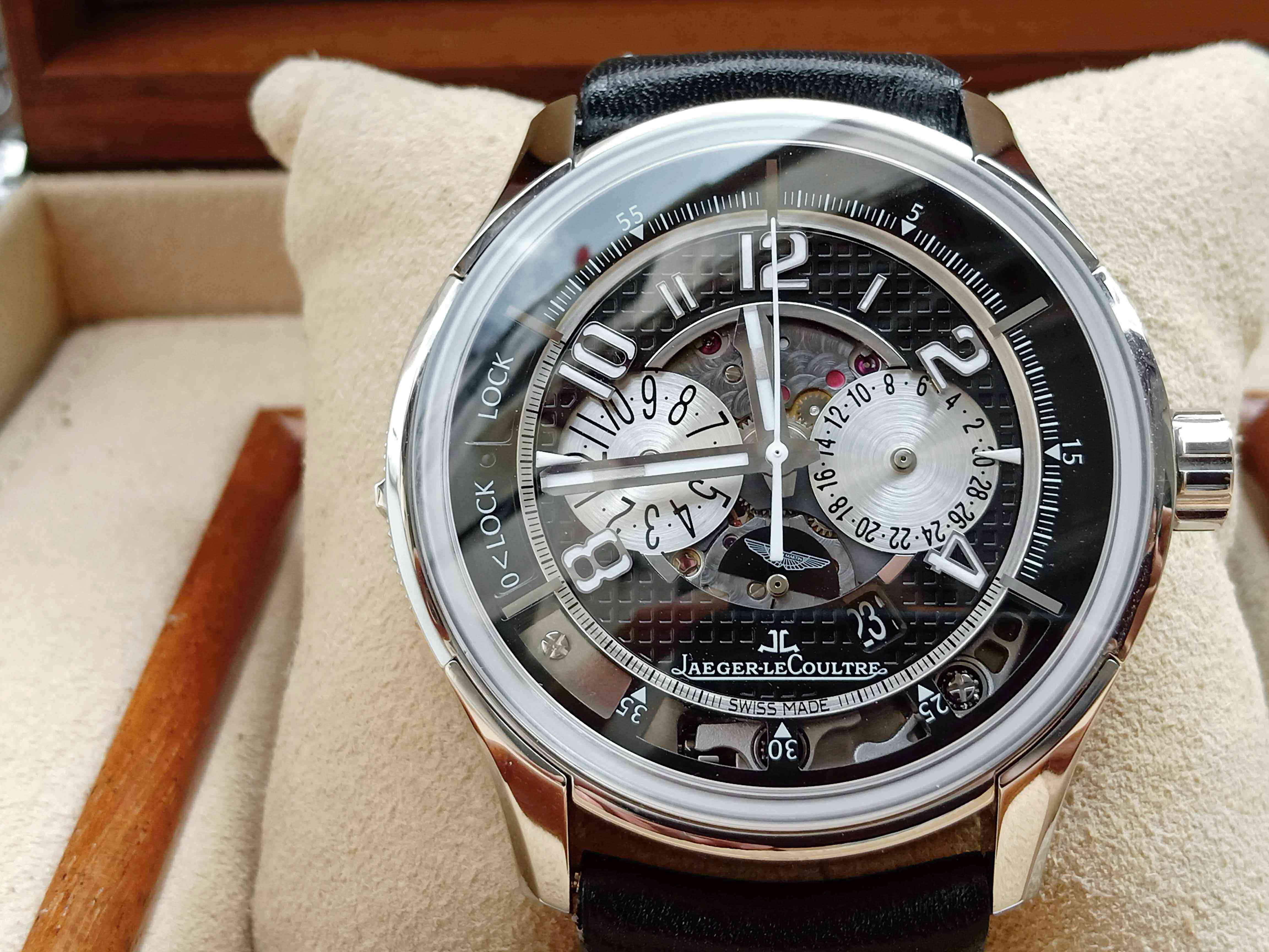 Jaeger LeCoultre Amvox 2 Aston Martin Chronograph Limited Edition