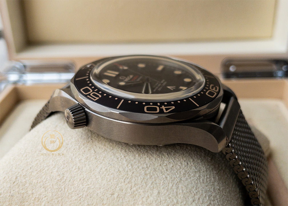 Omega Seamaster Diver Titanium 007 Edition