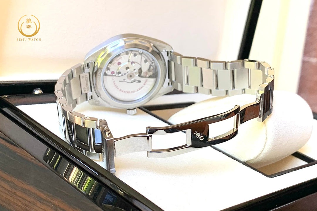 Omega Seamaster Aqua Terra “Green Teak” Dial