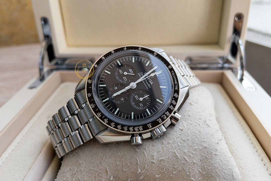 Omega Speedmaster Moonwatch 3861