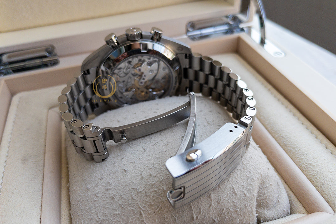 Omega Speedmaster Moonwatch 3861
