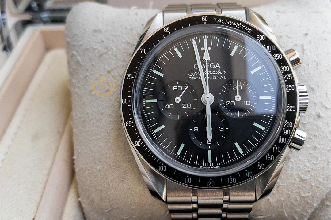 Omega Speedmaster Moonwatch 3861