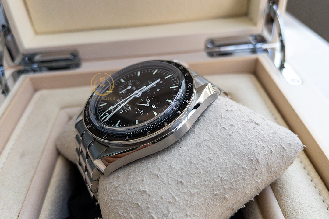Omega Speedmaster Moonwatch 3861