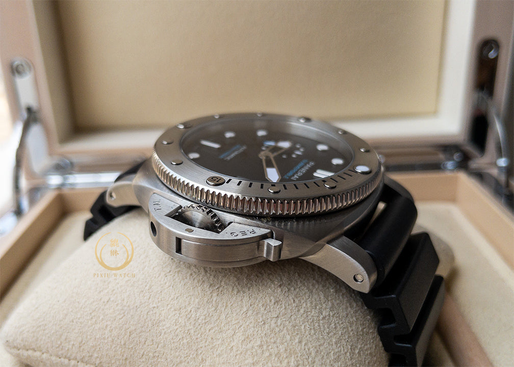 Panerai Luminor 1229 Submersible