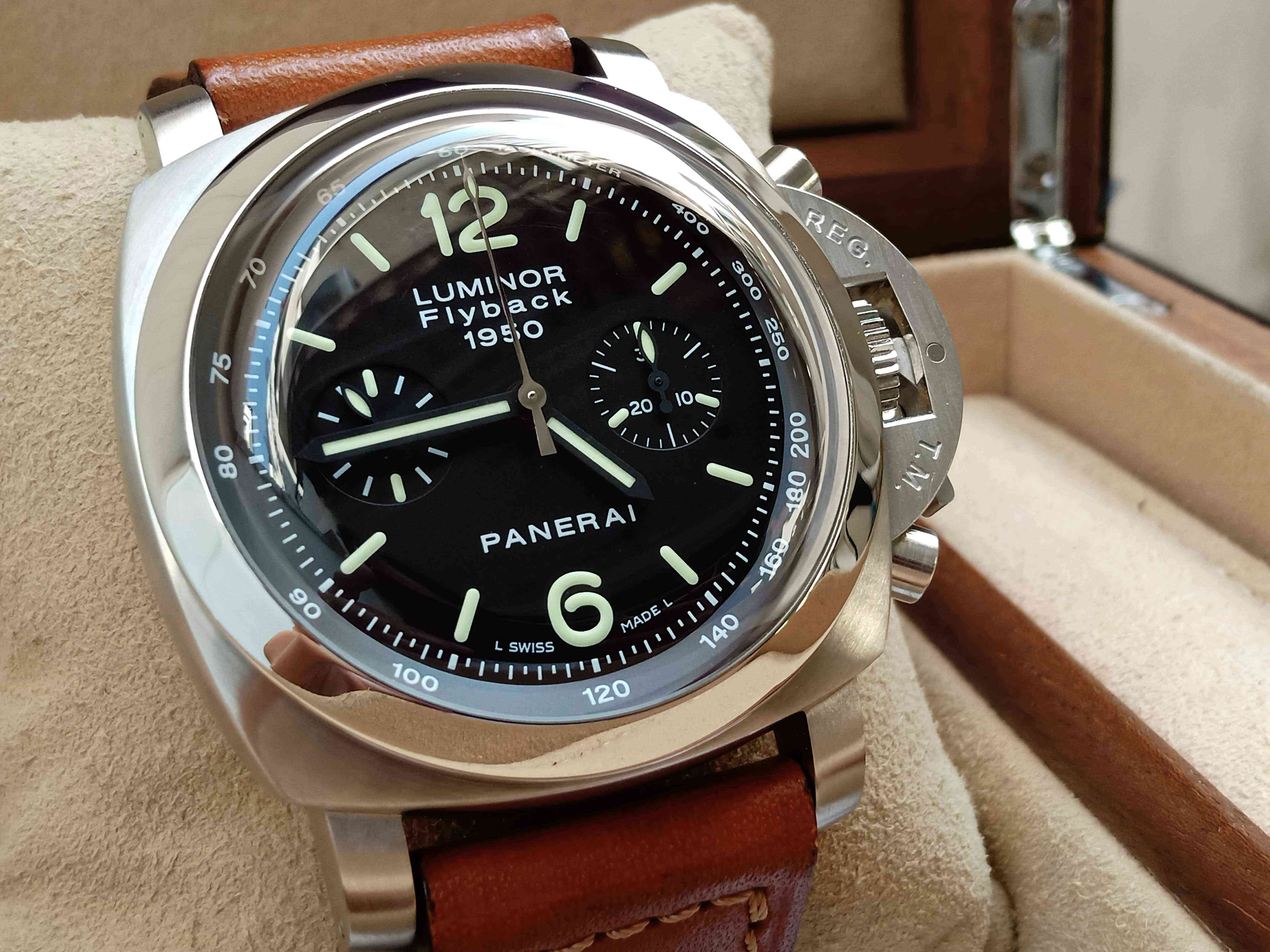 Panerai Luminor 1950 Chronograph Flyback Pam212