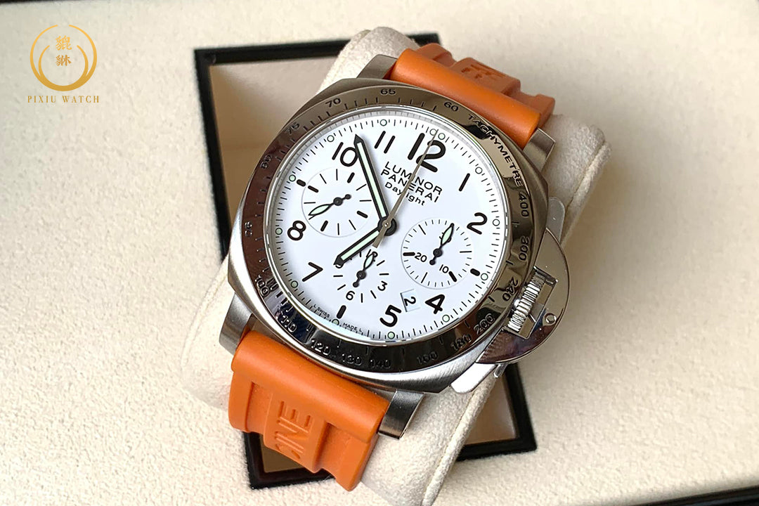Panerai Luminor PAM 188 Chrono Daylight White