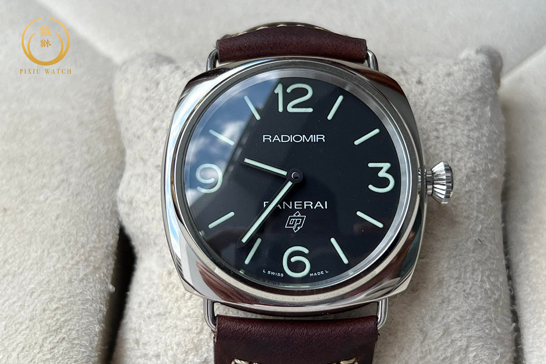 Panerai Radiomir PAM00753 Base Logo