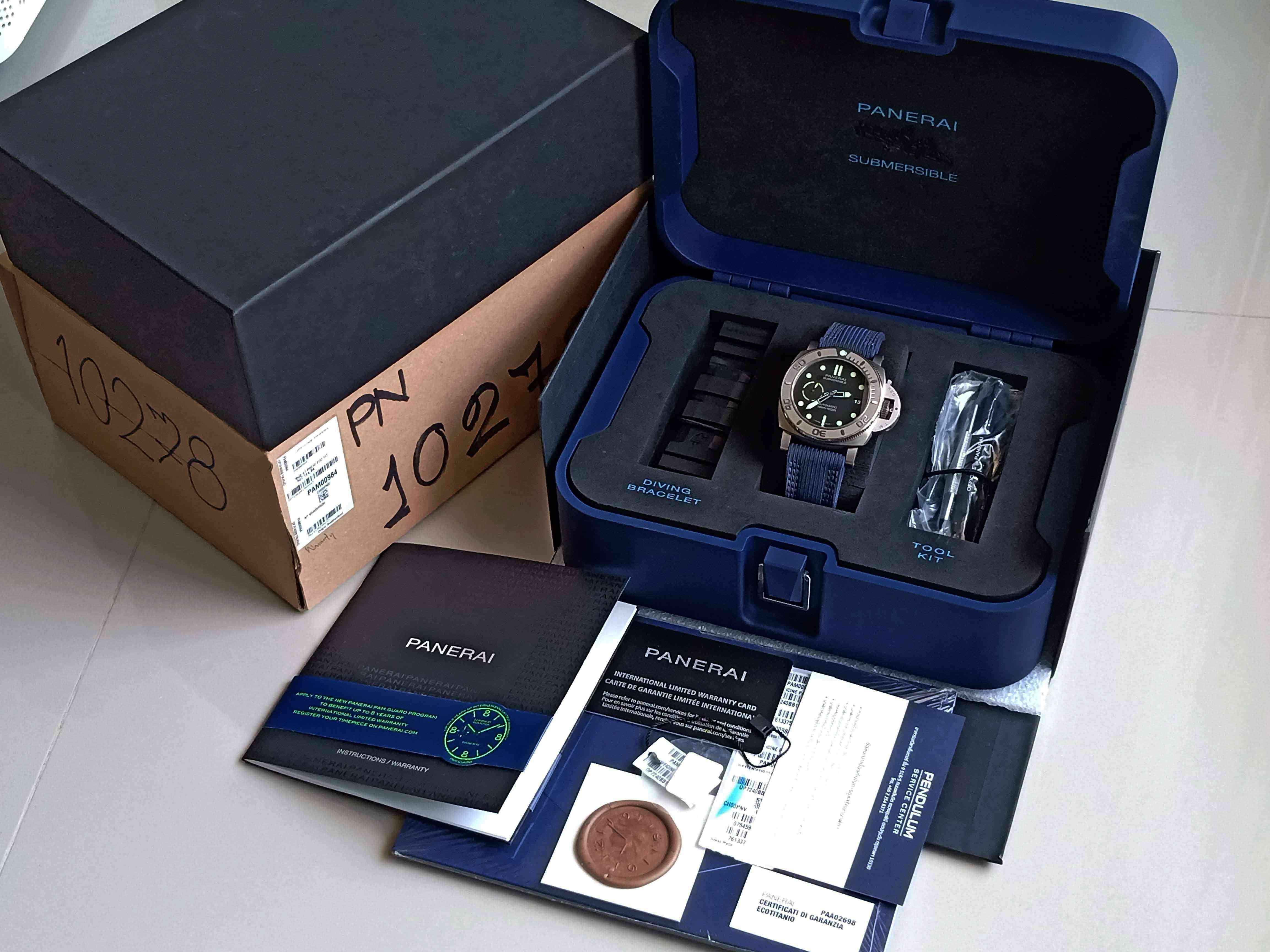 Panerai Submersible Mike Horn Edition PAM984