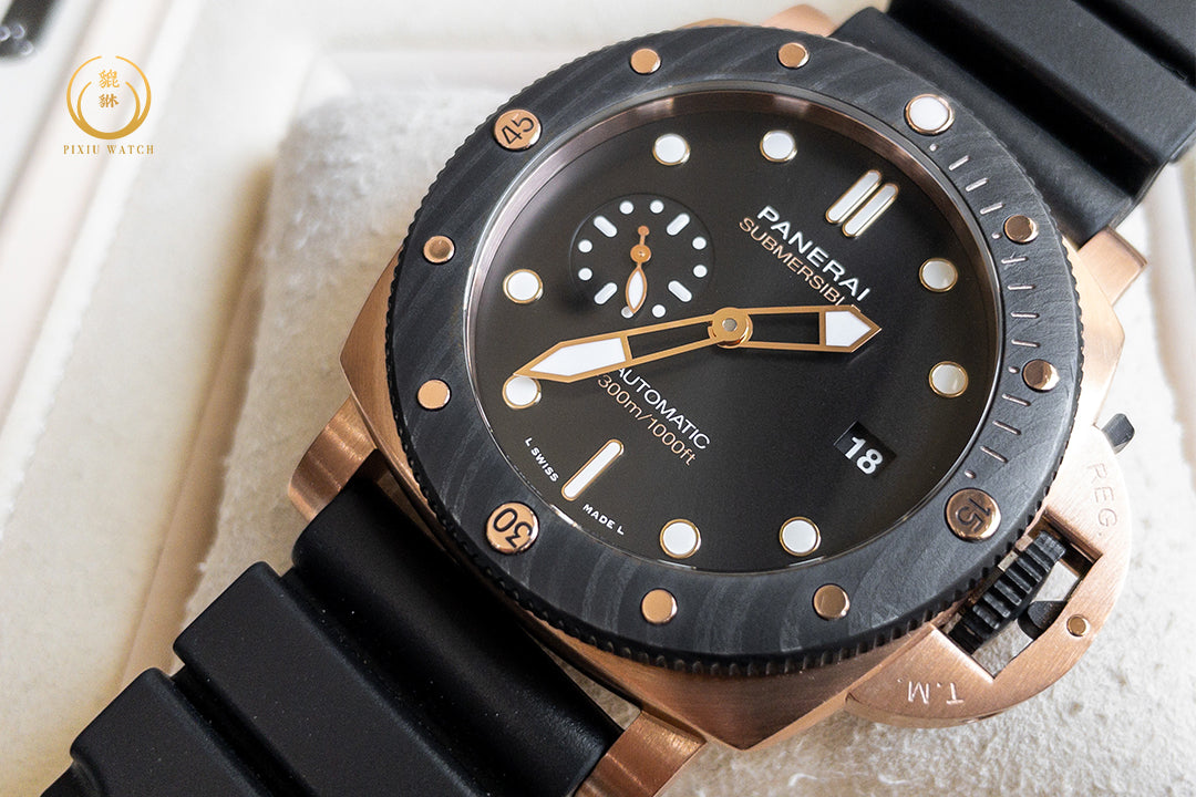 Panerai Submersible PAM00974 GoldTech