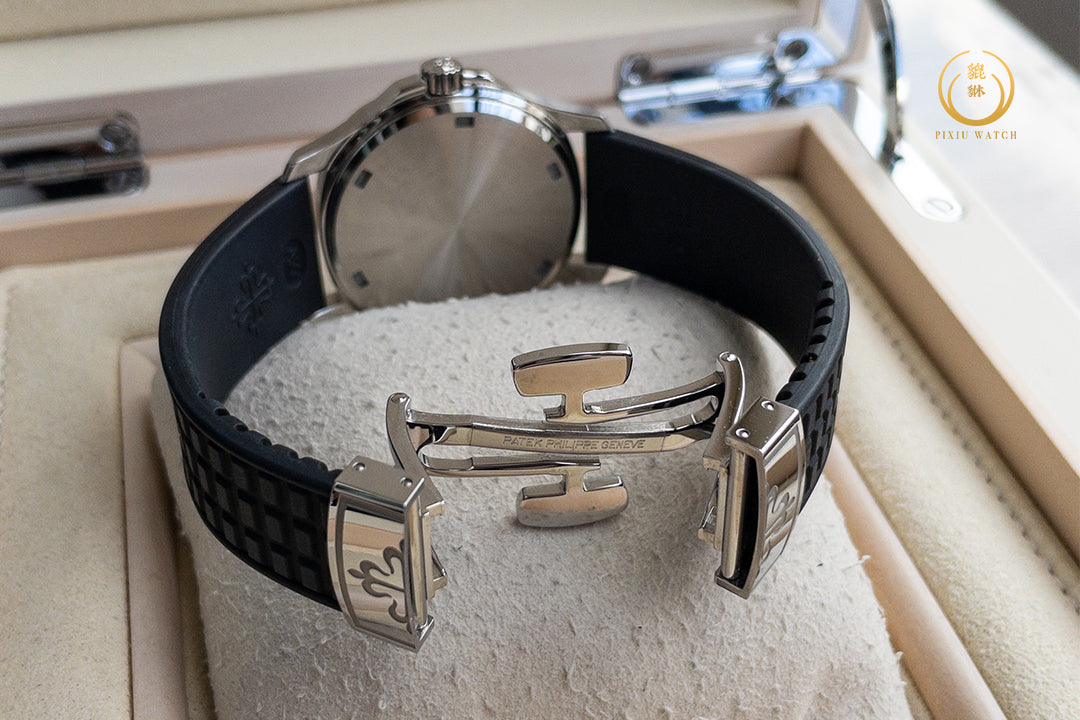 Patek Philippe Aquanaut 5067A Luce