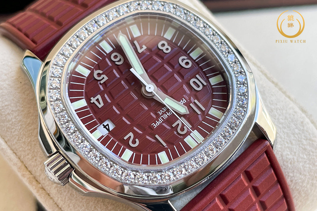 Patek Philippe Aquanaut 5067A-010 Burgundy Red Dail