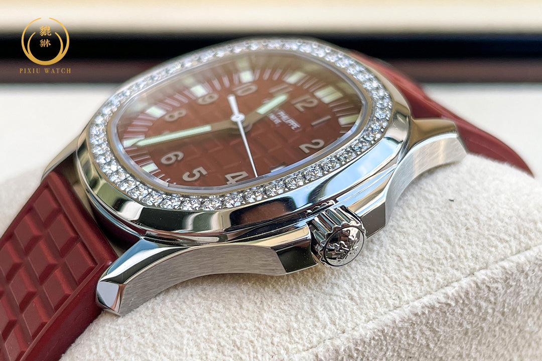 Patek Philippe Aquanaut 5067A-010 Burgundy Red Dail