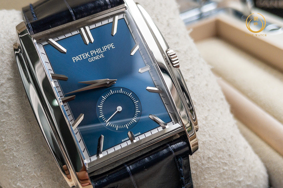 Patek Philippe Gondolo 5124G-011 White Gold Blue Dial