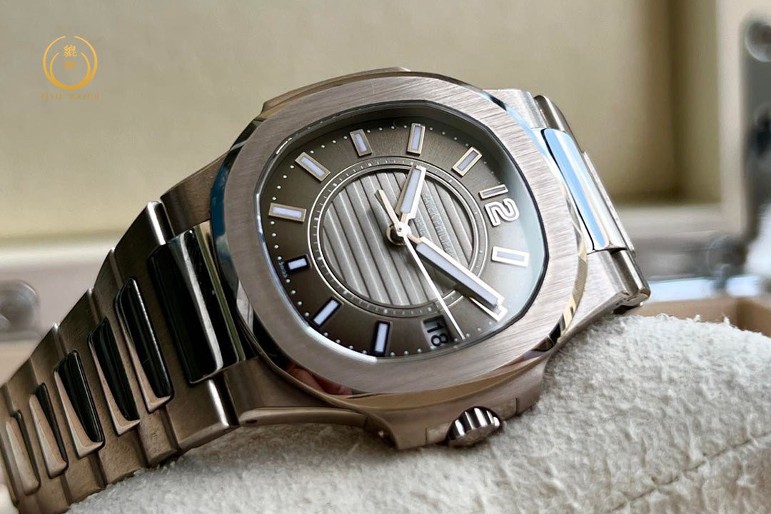 Patek Philippe Ladies' Nautilus 7011/1G White Gold
