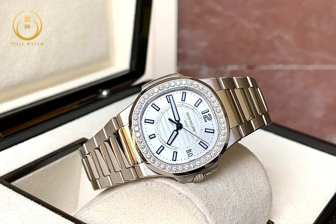 Patek Philippe Nautilus 7010/1G-001 White Gold Diamond