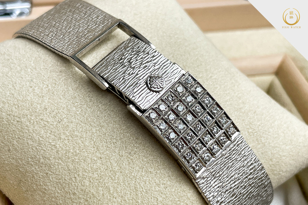 Patek Philippe Vintage Gondolo 3553 18CT White Gold Blue Dial