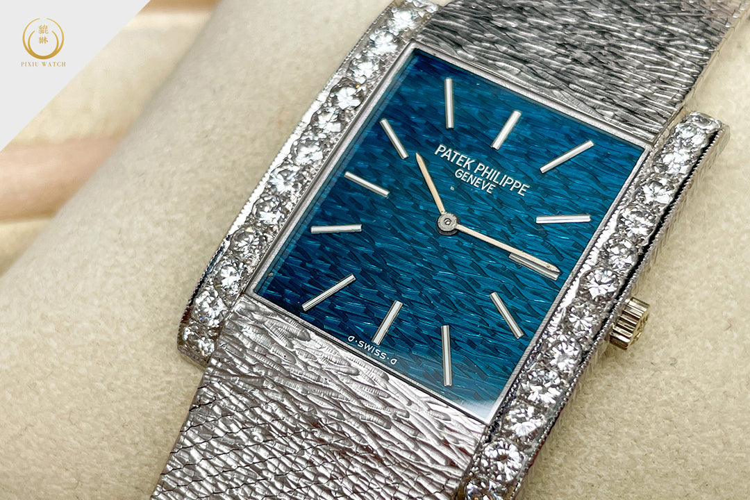 Patek Philippe Vintage Gondolo 3553 18CT White Gold Blue Dial