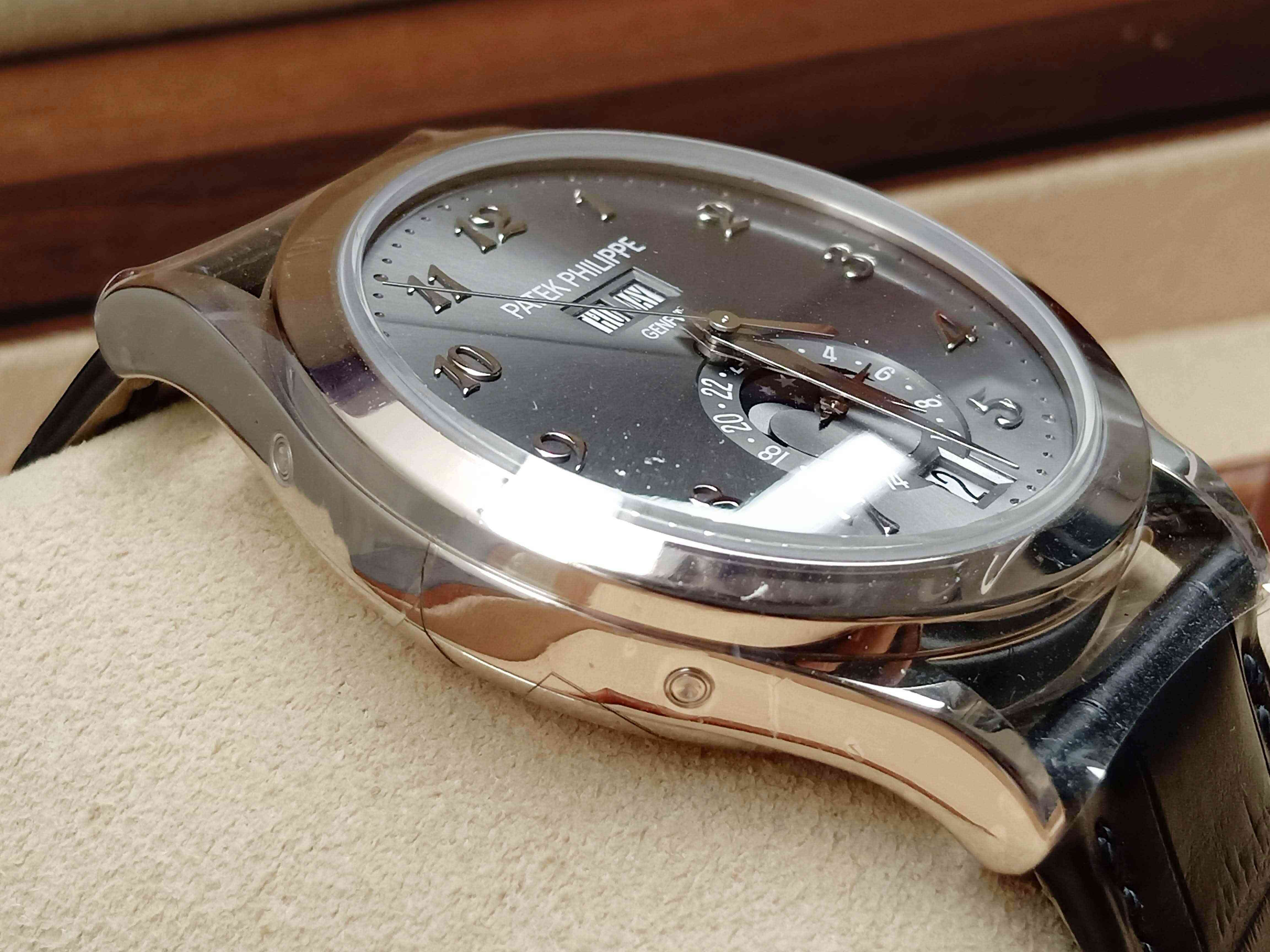 Patek Phillipe Complication 5396 Annual Calendar