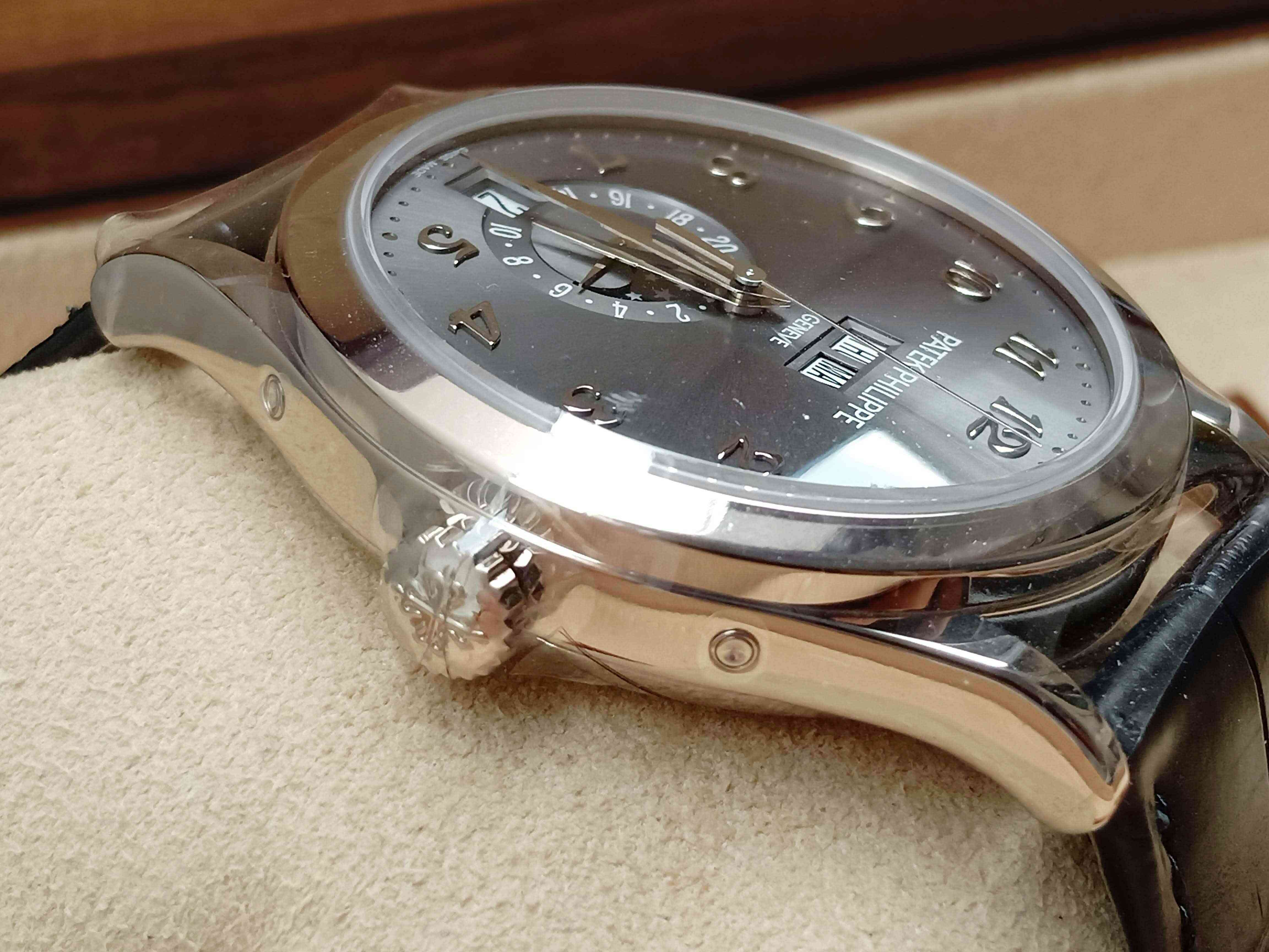 Patek Phillipe Complication 5396 Annual Calendar