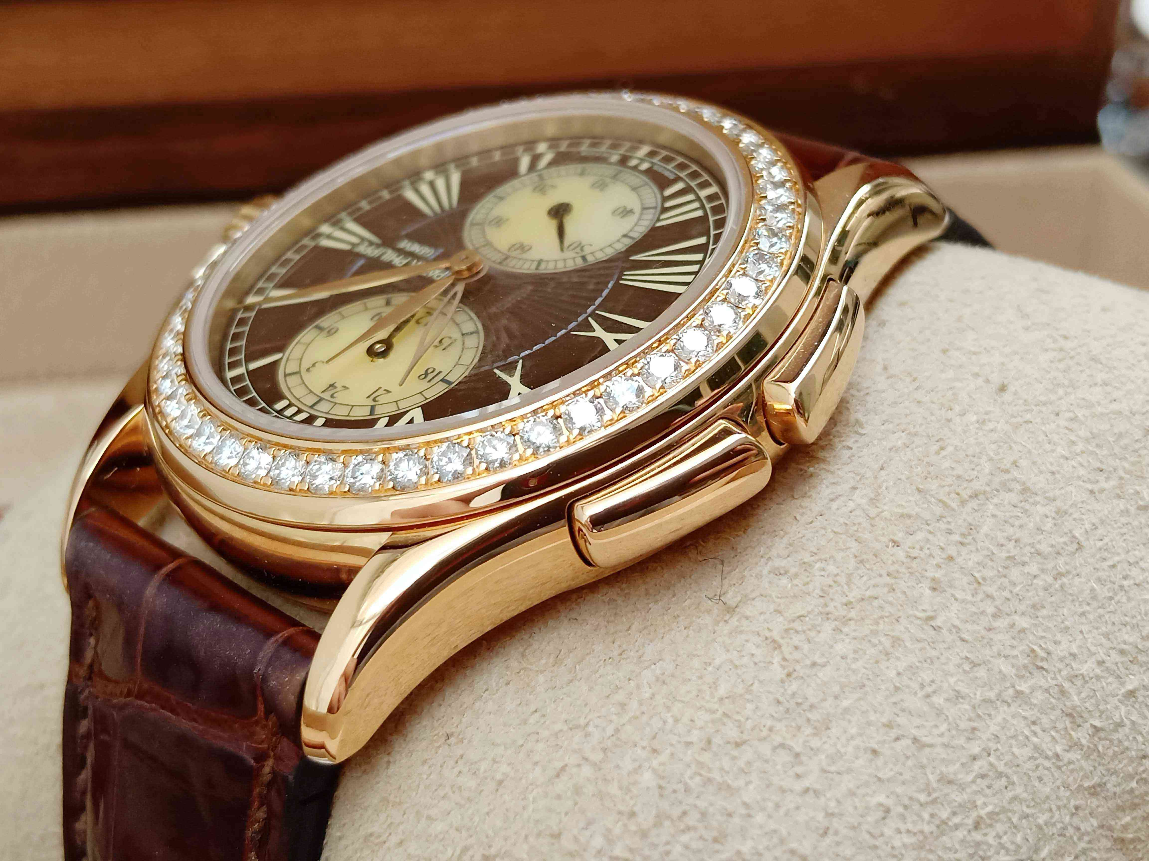 Patek Phillipe Calatrava 4934R Travel Time Ladies
