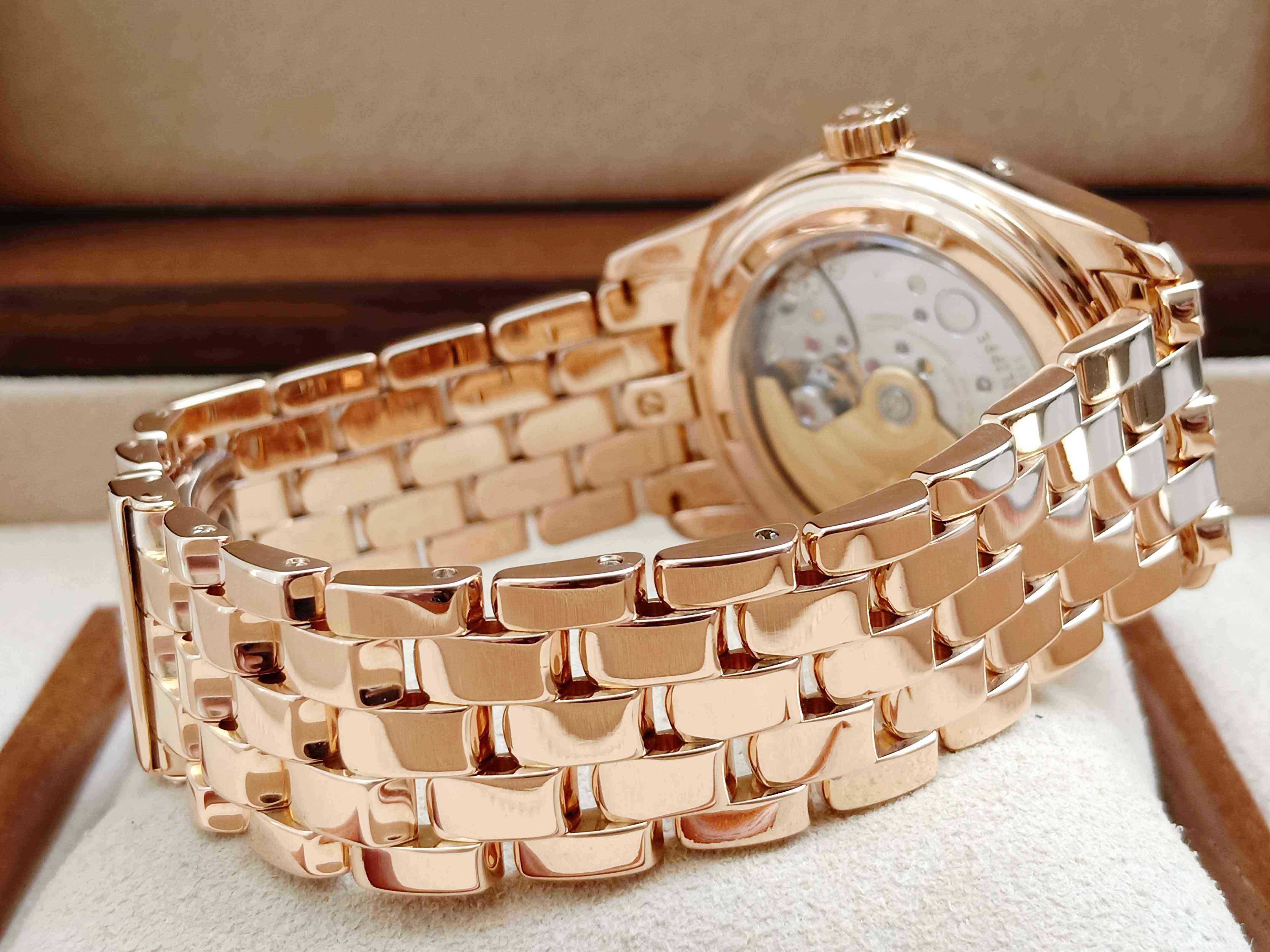 Patek Phillippe Complications 5036 Annual Calendar