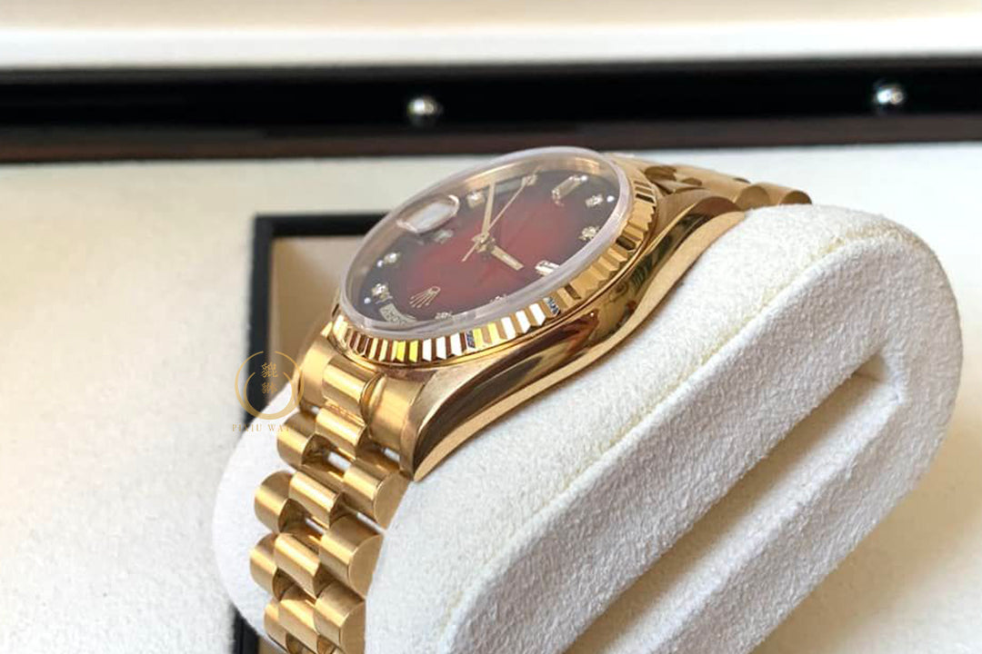Rolex Vintage Day-Date Red Vignette Diamonds 18C Yellow Gold