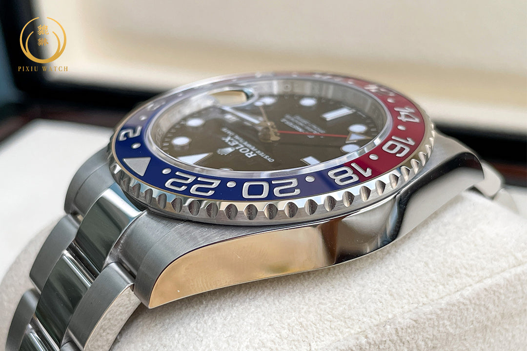 Rolex GMT-MASTER II “Pepsi” Steel Oyster