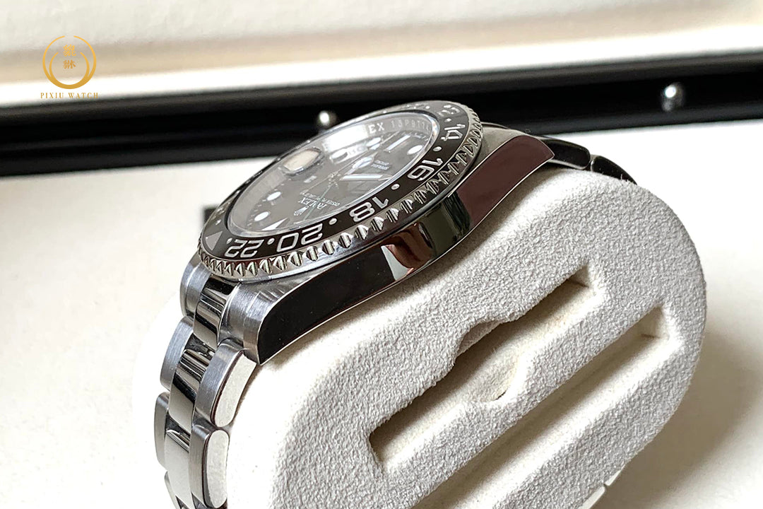 Rolex GMT-MASTER ii Green Hand