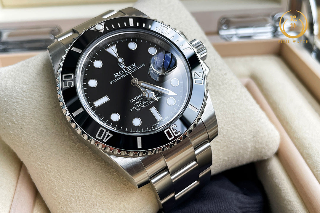 Rolex Submariner Date