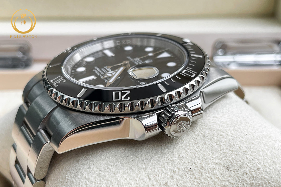 Rolex Submariner Date