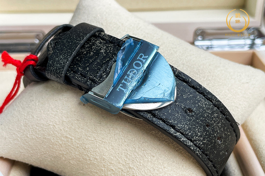 NEW" Tudor Black Bay Black Aged Strap