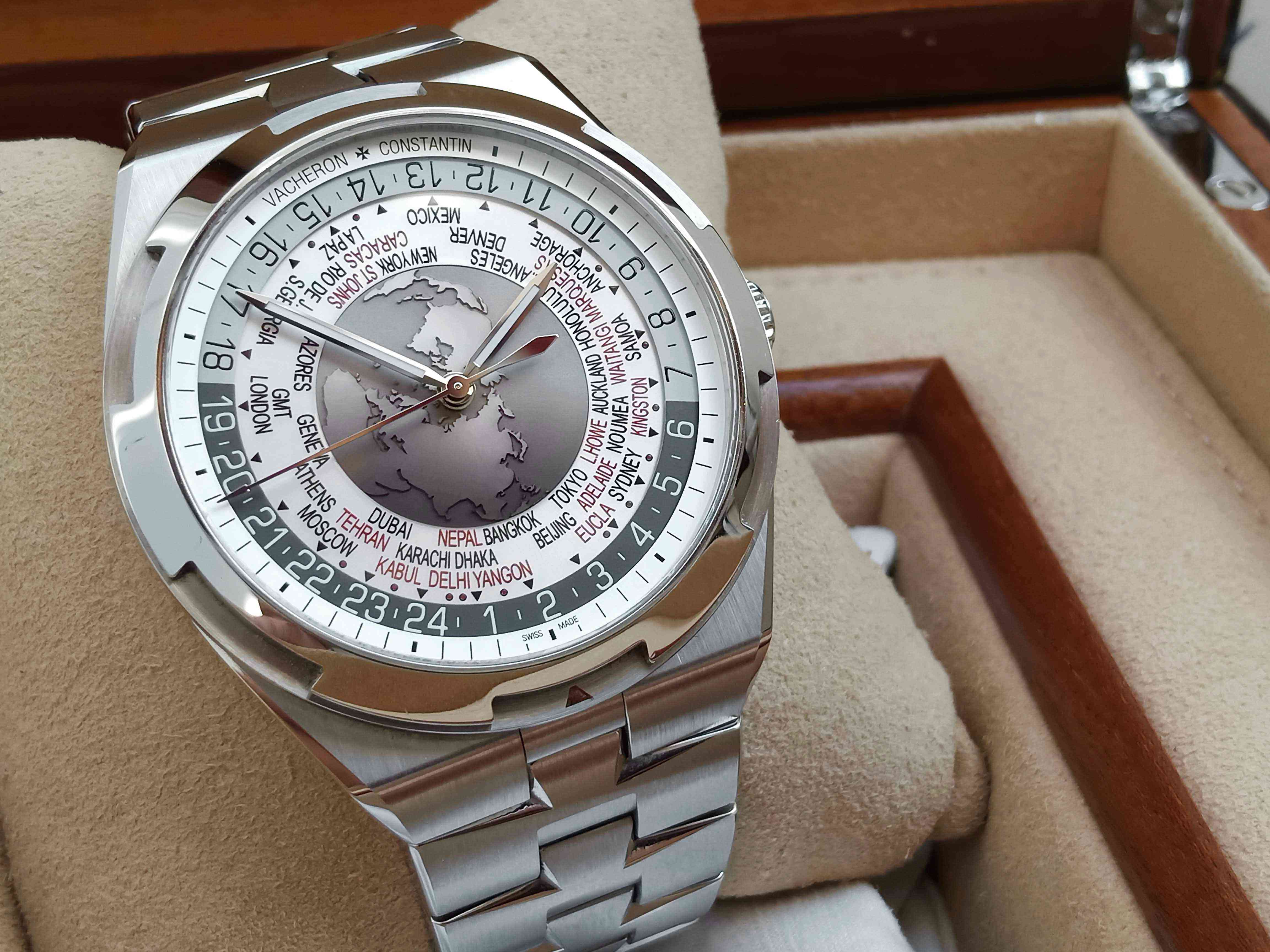 Vacheron Constantin Overseas World Time