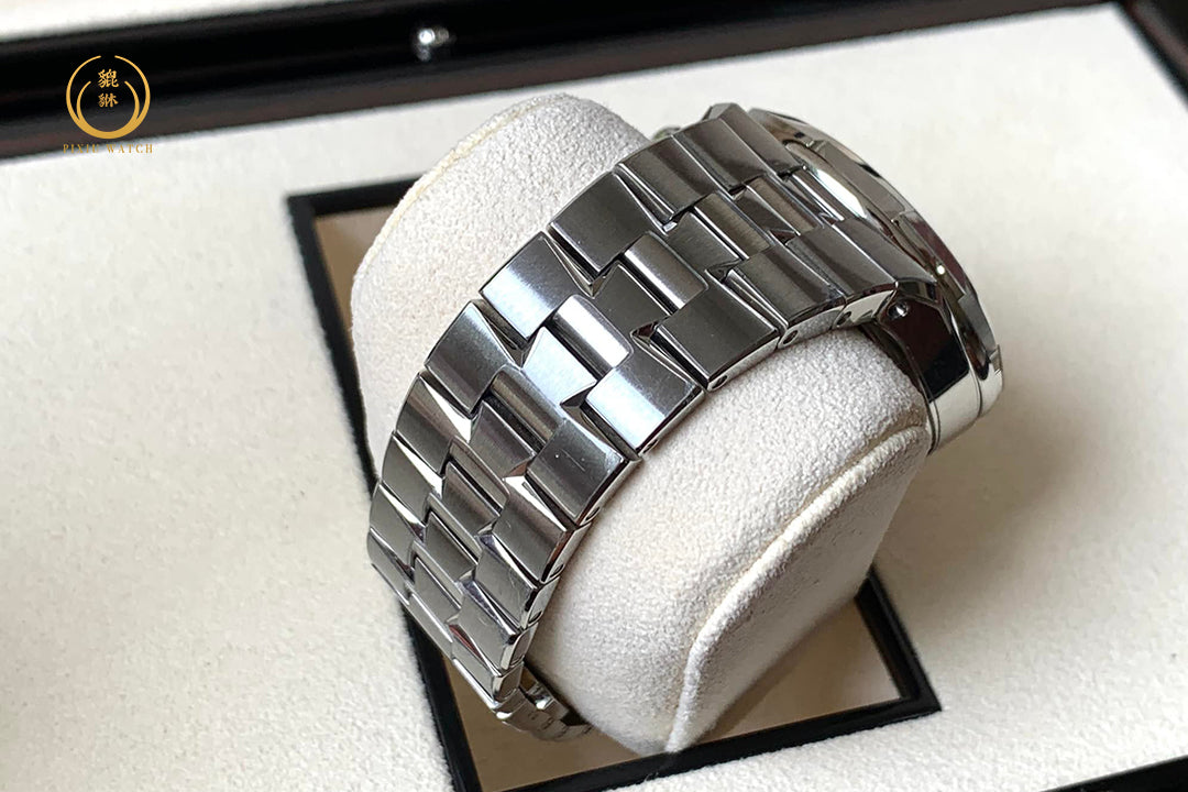 Vacheron Constantin Overseas 7900V Dual Time