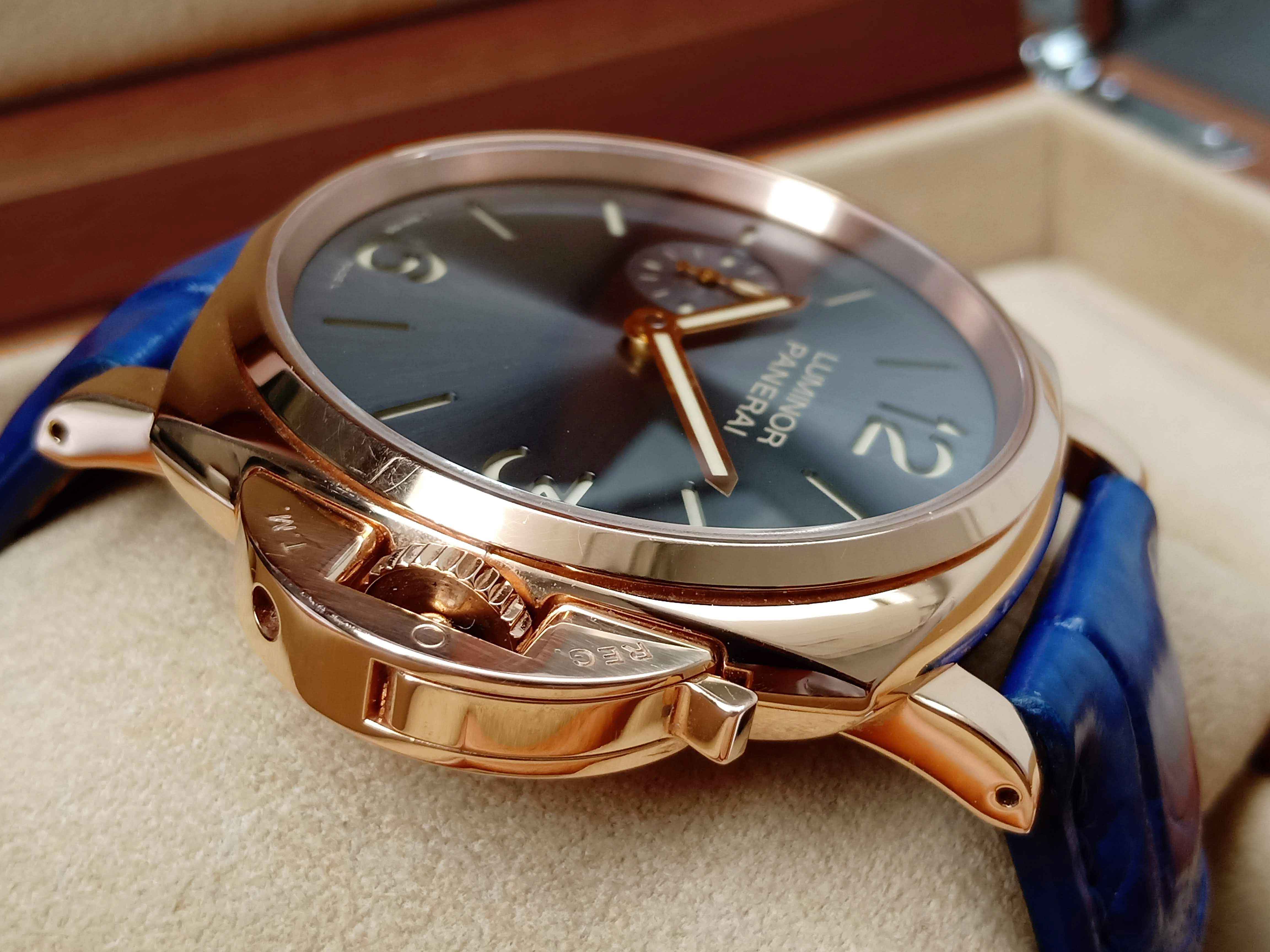 Panerai 00677 Oro Rosso Luminor Due Rose Gold Extra Thin