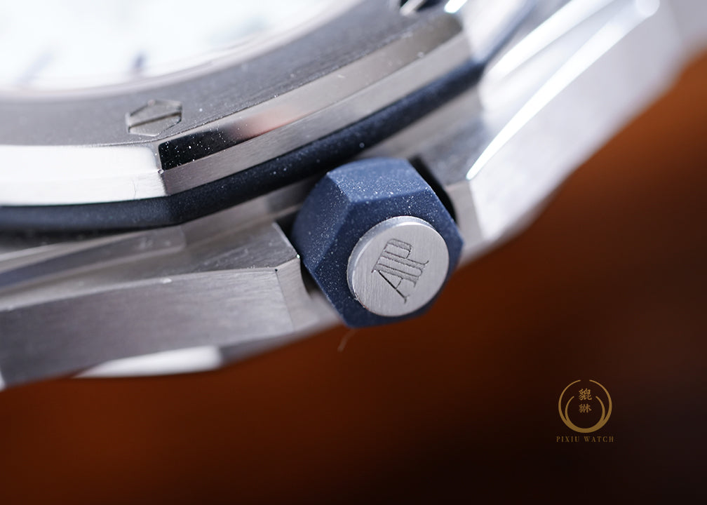 Audemars Piguet ROO Diver 15710ST White Dial