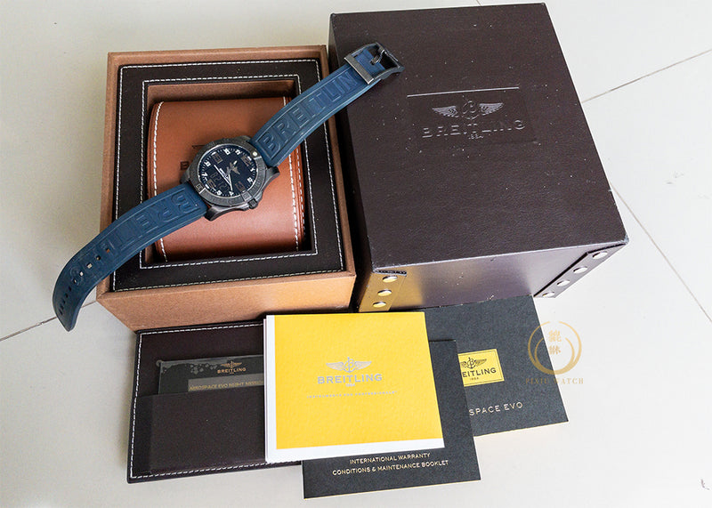 Breitling Aerospace Night Mission