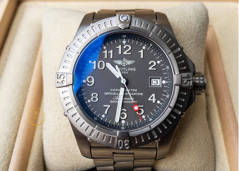 Breitling Avenger Seawolf Ti