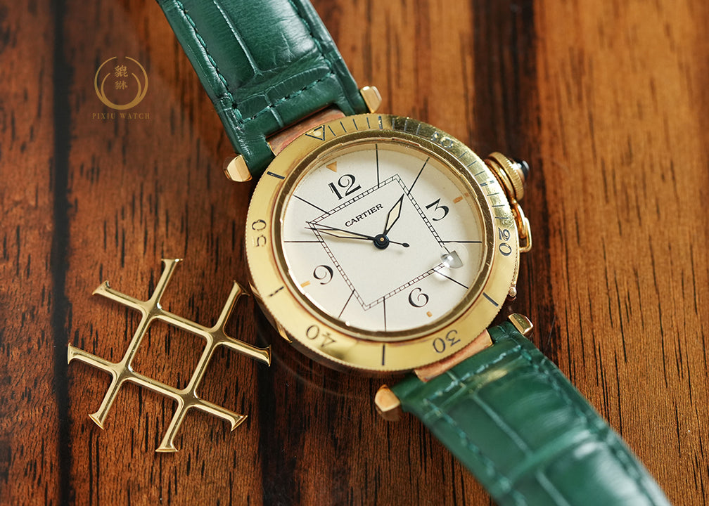 Cartier Vintage Pasha “Grille”